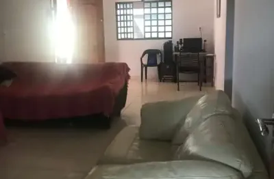 Casa 3/4 a venda jardim presidente casa de rua com 3 quarto(s) e 3 banheiro(s) à venda, 230 por r$ 650.000 no setor setor faiçalville ad19303