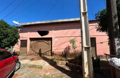 Casa/sobrado casa de rua com 8 quarto(s) e 6 banheiro(s) à venda, 280 por r$ 650.000 no setor ilda ad20750