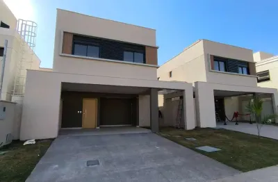 Ágio lindo sobrado no jardins marselha. aceita proposta! casa em condomínio com 4 quarto(s) e 4 banheiro(s) à venda, 181 por r$ 1.199.000 no setor conjunto residencial storil st21786