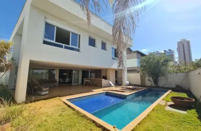 Alphaville araguaia sobrado cond. fechado casa em condomínio com 5 quarto(s) e 1 banheiro(s) à venda, 526 por r$ 4.200.000 no setor alphaville araguaia ta23463