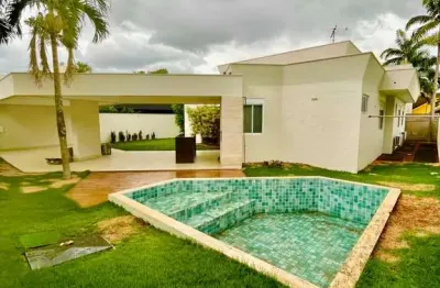 Jardins paris casa térrea  3 suítes + office (reversível para suíte),  336m2 lote 700m2 goiânia go casa em condomínio com 5 quarto(s) e 6 banheiro(s) à venda, 336 por r$ 4.250.000 no setor jardins par