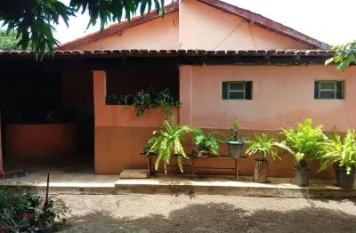 Casa em abadia de goiás casa de rua com 3 quarto(s) e 2 banheiro(s) à venda, 100 por r$ 300.000 no setor setor central ad25890