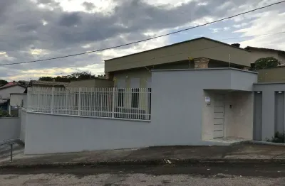 Casa na cidade de goiás casa de rua com 3 quarto(s) e 3 banheiro(s) à venda, 177.55 por r$ 750.000 no setor vila agnelo in26092