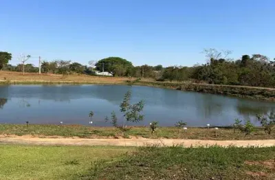 Terreno em condomínio galileia complexo terra santa - trindade área / terreno à venda, 1054 por r$ 210.000 no setor condomínio de chácaras galiléia vn26471