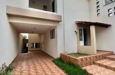 Sobrado triplex no jaó sobrado com 4 quarto(s) e 4 banheiro(s) à venda, 205.9 por r$ 790.000 no setor santa genoveva ad26673