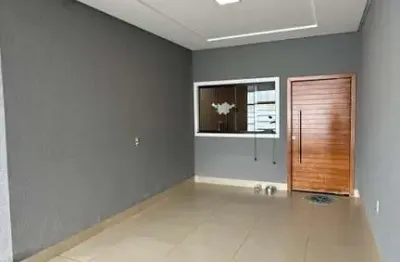 Casa térrea de 3 quartos, sendo 2 suítes, alto padrão jardim atlantico casa de rua com 3 quarto(s) e 4 banheiro(s) à venda, 147 por r$ 830.000 no setor jardim atlântico ax26744