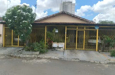 Vendo casa  vila lucy casa de rua com 3 quarto(s) e 2 banheiro(s) à venda, 210 por r$ 550.000 no setor vila lucy st27030