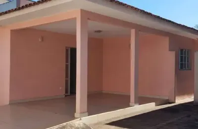 Casa 03 quartos sendo uma suíte  casa de rua com 3 quarto(s) e 3 banheiro(s) à venda, 259.67 por r$ 1.500.000 no setor jardim américa vn27045