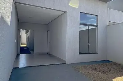 Vendo casa de 3 quartos no papillon park casa de rua com 3 quarto(s) e 2 banheiro(s) à venda, 93 por r$ 400.000 no setor papillon park vn27162