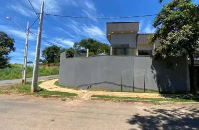 Casa térrea - setor sevene - passeio das águas shopping casa de rua com 3 quarto(s) e 4 banheiro(s) à venda, 103 por r$ 735.000 no setor residencial hugo de moraes ad27254