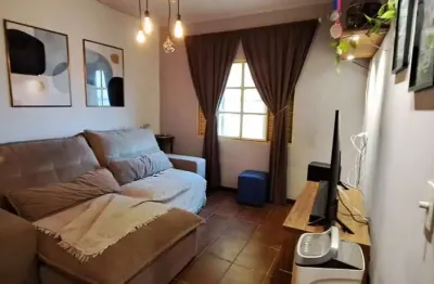 Casa setor universitario casa de rua com 4 quarto(s) e 2 banheiro(s) à venda, 167 por r$ 550.000 no setor setor leste universitário ad27801