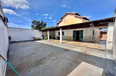 Casa com 4 quartos com 245 m² em goianira  casa de rua com 4 quarto(s) e 3 banheiro(s) à venda, 245 por r$ 350.000 no setor jardim d'assis ad28315