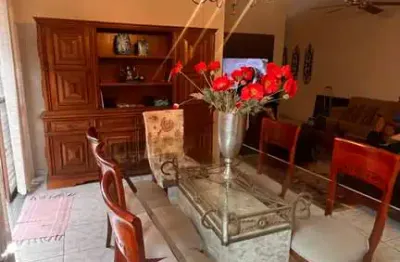 Casa térrea 4 quartos 2 suítes jardim américa casa de rua com 4 quarto(s) e 5 banheiro(s) à venda, 323.83 por r$ 1.050.000 no setor jardim américa au28218