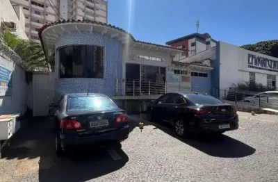 Imóvel de porteira fechada com cnpj casa de rua com 5 quarto(s) e 6 banheiro(s) à venda, 359.5 por r$ 1.390.000 no setor setor central vn28406