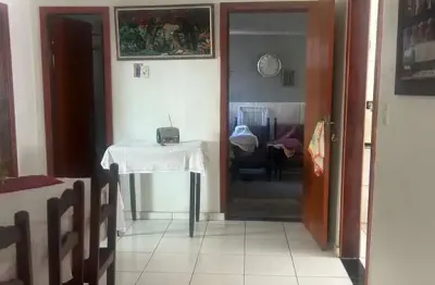 Lote com casa simples 3quartos casa de rua com 3 quarto(s) e 2 banheiro(s) à venda, 206.9 por r$ 550.000 no setor jardim novo mundo ad28189