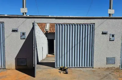 Vendo casa 2 quartos em trindade casa de rua com 2 quarto(s) e 1 banheiro(s) à venda, 59 por r$ 150.000 no setor setor serra dourada vn28732