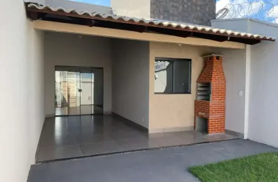 Casa 2 quartos com suíte, quintal gramado e churrasqueira – monte pascoal casa de rua com 2 quarto(s) e 2 banheiro(s) à venda, 91 por r$ 290.000 no setor residencial monte pascoal in28985