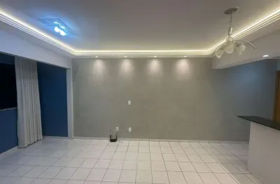 Vendo apartamento de 3 quartos  Apartamento com 3 Quarto(s) e 2 banheiro(s) à Venda, 69.00 por R$ 410000.00 no setor Setor Negrão de Lima VN29603