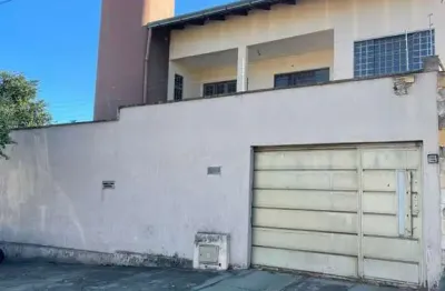 Casa sobrado 5 quartos sendo 2 suítes  casa de rua com 5 quarto(s) e 4 banheiro(s) à venda, 360 por r$ 490.000 no setor vila boa in29538