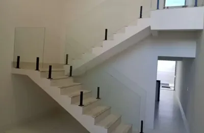 Sobrado moinho dos ventos sobrado com 3 quarto(s) e 4 banheiro(s) à venda, 179 por r$ 790.000 no setor moinho dos ventos in28600