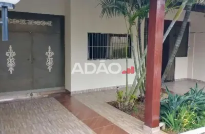Casa de 3 quartos no condomínio - villa bella 2 casa em condomínio com 3 quarto(s) e 2 banheiro(s) à venda, 167 por r$ 550.000 no setor sítios santa luzia ax22630