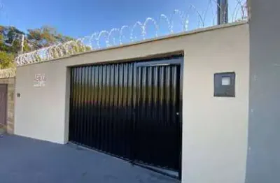 Casa no aeroporto sul  casa de rua com 2 quarto(s) e 2 banheiro(s) à venda, 114.46 por r$ 296.000 no setor setor aeroporto sul - 2ª etapa	 ta31629