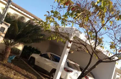 Casa em condomínio no jardim guanabara parque ypê  casa em condomínio com 3 quarto(s) e 2 banheiro(s) à venda, 75 por r$ 740.000 no setor jardim guanabara 2 sl31813
