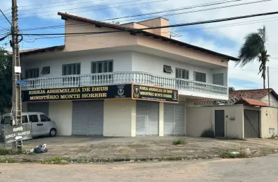 Sobrado com ponto comercial sobrado com 4 quarto(s) e 3 banheiro(s) à venda, 292.59 por r$ 700.000 no setor vila morais ax25682
