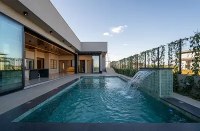 Alto padrão à beira do lago corumbá iv |7 suítes e sofisticação sem igual casa em condomínio com 7 quarto(s) e 10 banheiro(s) à venda, 399 por r$ 3.300.000 no setor zona rural vt32143
