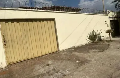 Casa com 3 quartos + barracão no residencial eli forte – goiânia/go casa de rua com 3 quarto(s) e 1 banheiro(s) à venda, 160 por r$ 318.000 no setor residencial eli forte ad32813