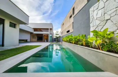 Sobrado premium no jardins itália com 5 suítes e elevador casa em condomínio com 5 quarto(s) e 6 banheiro(s) à venda, 411 por r$ 6.200.000 no setor jardins itália vn32820