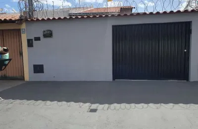 Casa à venda no jardim mont serrat, aparecida de goiânia go casa de rua com 3 quarto(s) e 2 banheiro(s) à venda, 93.13 por r$ 495.000 no setor jardim mont serrat complemento vn32990