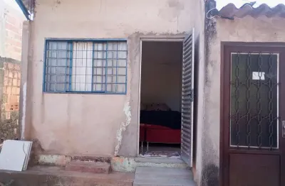 Casa no jardim novo mundo casa de rua com 3 quarto(s) e 2 banheiro(s) à venda, 525 por r$ 450.000 no setor jardim novo mundo ad32540