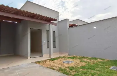 Vendo casa de 3 quartos no residencial parque dos buritis, senador canedo casa de rua com 3 quarto(s) e 2 banheiro(s) à venda, 106.37 por r$ 329.500 no setor residencial parque dos buritis vn32956