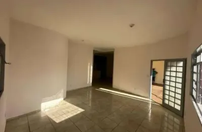 Casa setor garavelo aparecida de goiânia  casa de rua com 3 quarto(s) e 1 banheiro(s) à venda, 213 por r$ 570.000 no setor setor garavelo ta33093