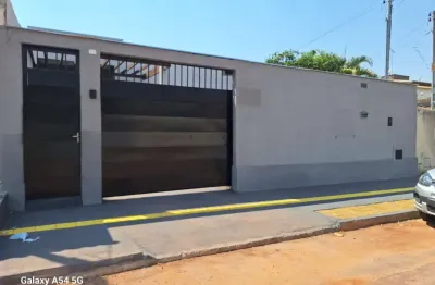 Vende-se casa 3q- 1s - bairro ilda - aparecida de goiânia casa de rua com 3 quarto(s) e 3 banheiro(s) à venda, 129 por r$ 530.000 no setor ilda ad32960