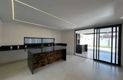 Sobrado exclusivo - jardins porto - senador canedo - 3 suítes plenas e piscina  casa em condomínio com 3 quarto(s) e 5 banheiro(s) à venda, 250 por r$ 1.690.000 no setor jardins porto vn33472