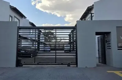Sobrado à venda em aparecida de goiânia, jardim helvécia. casa em condomínio com 3 quarto(s) e 3 banheiro(s) à venda, 160 por r$ 882.000 no setor jardim helvécia ta33485