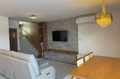 Sobrado com 3/suítes sendo suíte principal com varanda,marcenária completa casa em condomínio com 3 quarto(s) e 4 banheiro(s) à venda, 148.74 por r$ 1.150.000 no setor jardim vitória in33586