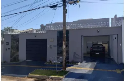 Casa novo mundo casa de rua com 3 quarto(s) e 2 banheiro(s) à venda, 132 por r$ 580.000 no setor jardim novo mundo au33388