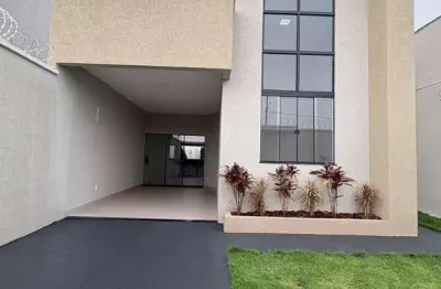 Casa 2 casa de rua com 3 quarto(s) e 2 banheiro(s) à venda, 98 por r$ 360.000 no setor parque hayala in33675