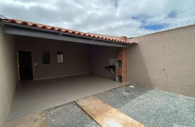 Casa de 2 quartos em senador canedo, apenas r$ 10.000,00 de entrada casa de rua com 2 quarto(s) e 2 banheiro(s) à venda, 92 por r$ 290.000 no setor residencial dra zélia nunes ax33905