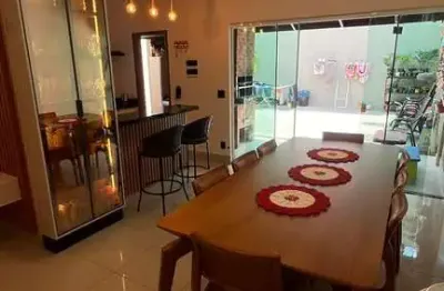 Residencial reserva do bosque | sobrado 3/4 sendo 1 suíte casa em condomínio com 3 quarto(s) e 3 banheiro(s) à venda, 132 por r$ 670.000 no setor residencial center ville in34092