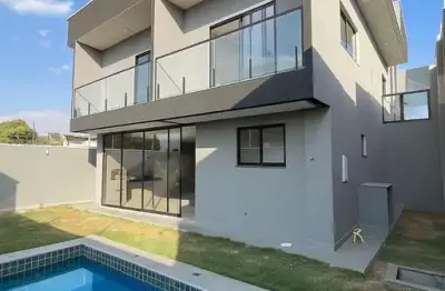 Sobrado de 3 suítes com 237 m² com piscina no garavelo sobrado com 3 quarto(s) e 5 banheiro(s) à venda, 237 por r$ 990.000 no setor setor garavelo residencial park vn34261