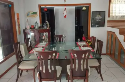 Sobrado 4 qts/2 sts, 4 vagas, av t-15, setor nova suiça, goiânia/go casa de rua com 4 quarto(s) e 3 banheiro(s) à venda, 228.81 por r$ 1.400.000 no setor nova suíça vn34619