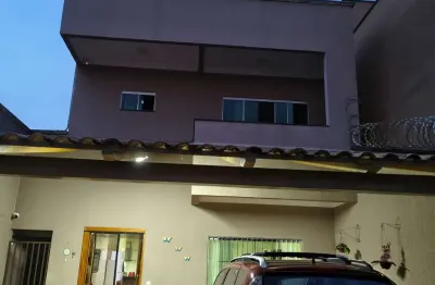 Sobrado cidade jardim casa de rua com 3 quarto(s) e 4 banheiro(s) à venda, 181 por r$ 900.000 no setor cidade jardim ad34663