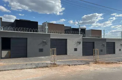 Casa no residencial santa efigênia  casa de rua com 2 quarto(s) e 2 banheiro(s) à venda, 64.91 por r$ 242.000 no setor jardim são josé au34669