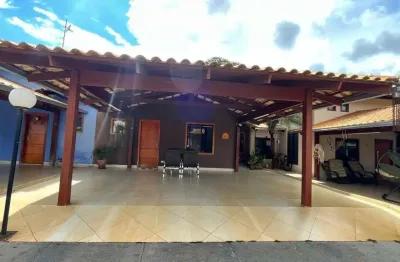 Belíssima casa no condomínio belle vue casa em condomínio com 3 quarto(s) e 1 banheiro(s) à venda, 156 por r$ 498.000 no setor sitios santa luzia ta34924