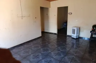 Excelente oportunidade casa no bairro da vitória casa de rua com 2 quarto(s) e 1 banheiro(s) à venda, 70.00 por r$ 230000.00 no setor da vitória au35305