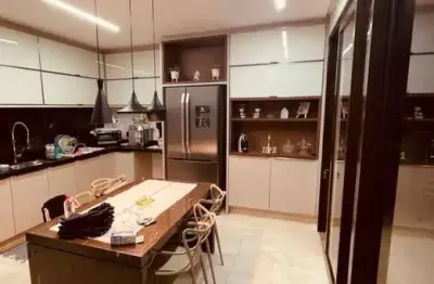 Sobrado de luxo - portal do sol green casa em condomínio com 3 quarto(s) e 4 banheiro(s) à venda, 260.00 por r$ 2770000.00 no setor fazenda vau das pombas in35367